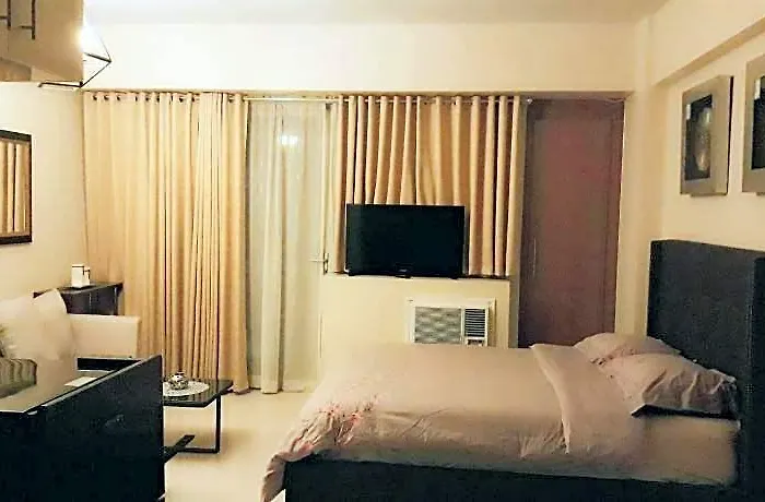Hotel One Palm Tree 4*
